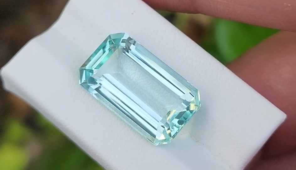 11.15 Carat Natural Aquamarine – Gemstone from Afghanistan