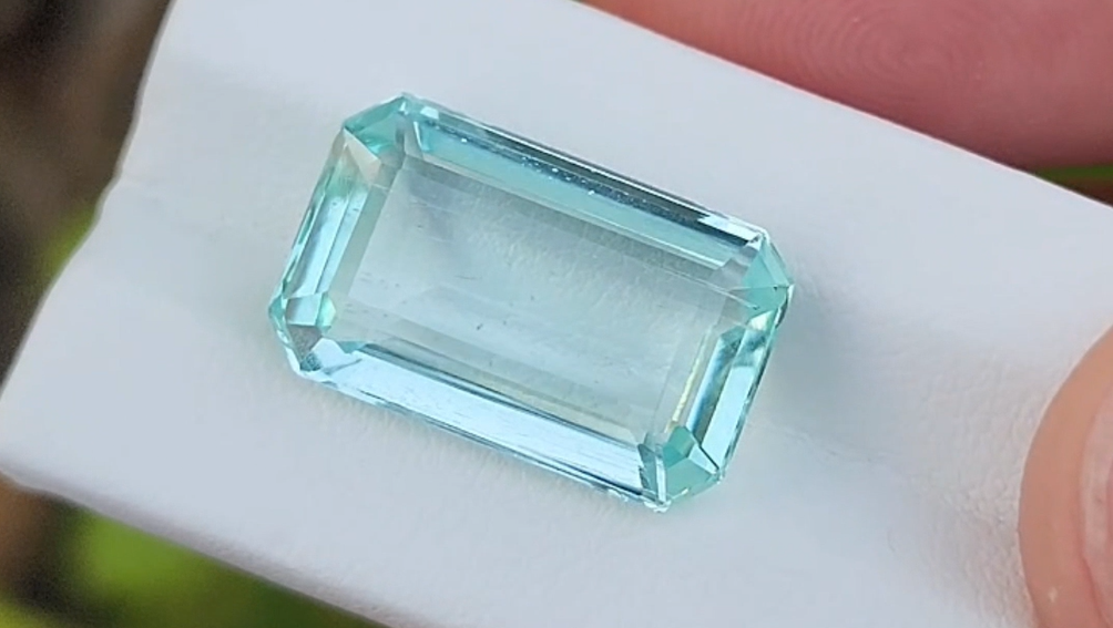 10.41 Carat Natural Aquamarine – Gemstone from Afghanistan