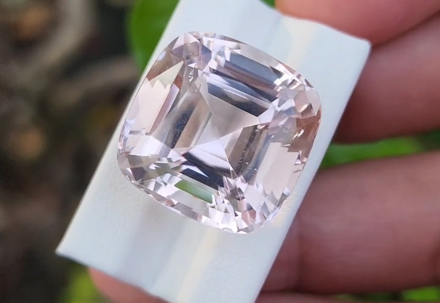 41.50 Carat Natural Morganite – Gemstone from Afghanistan