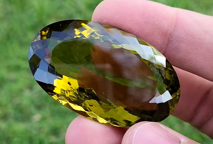 167 Carat Natural Olive Quartz Gemstone – Untreated Green Collector Loose Stone – Jewelry Quality