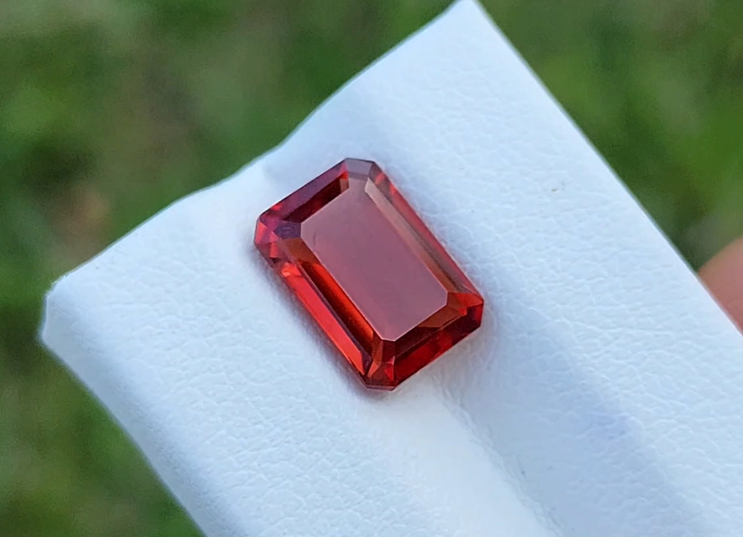 2.47 Carat Natural Oregon Sunstone – Collector’s Gemstone