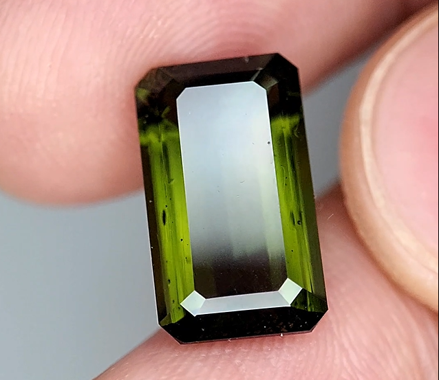 5.11 Carat Natural Faceted Moldavite Gemstone – Rare Green Crystal