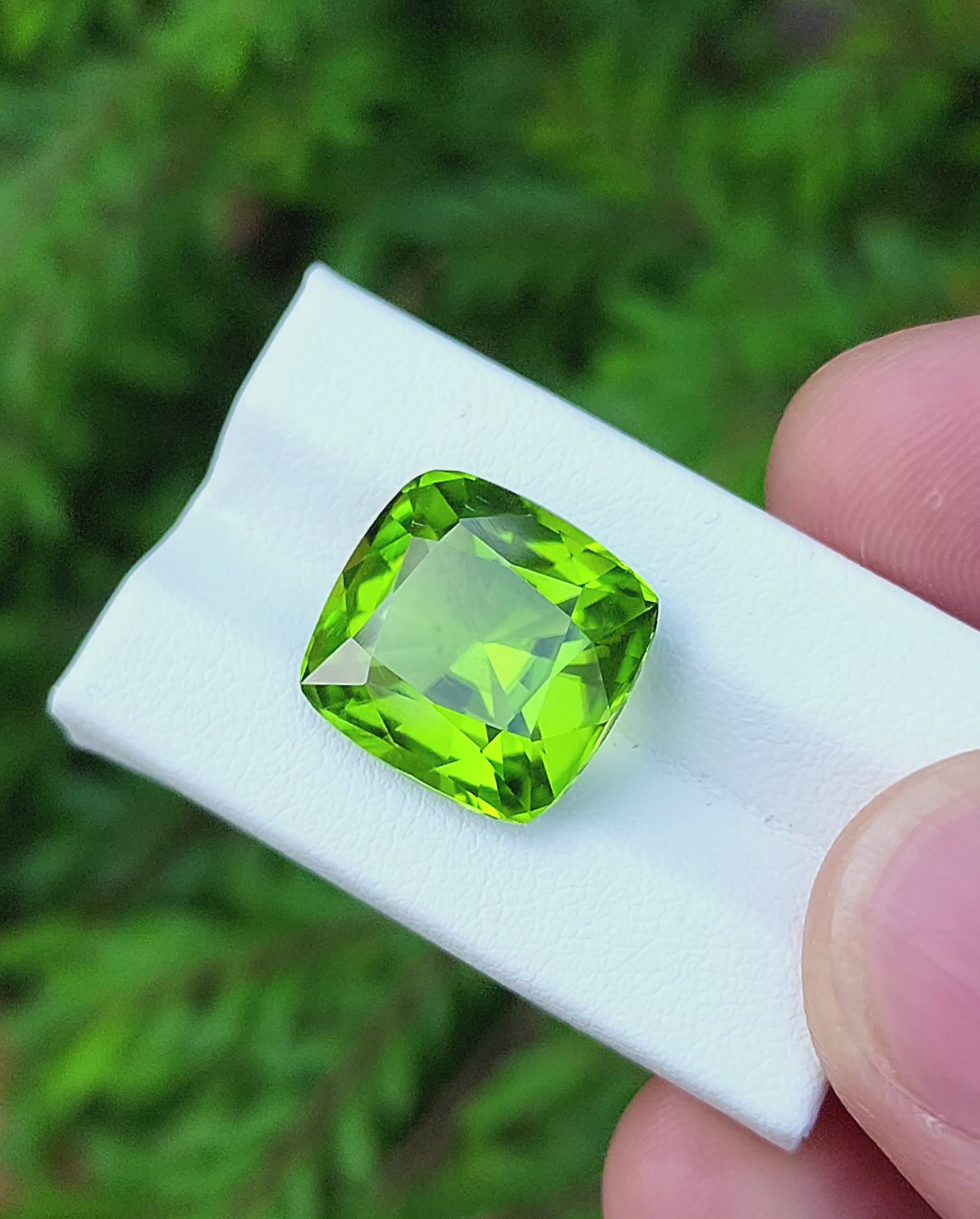 13.20 Ct Natural Peridot from Pakistan | Genuine Gem