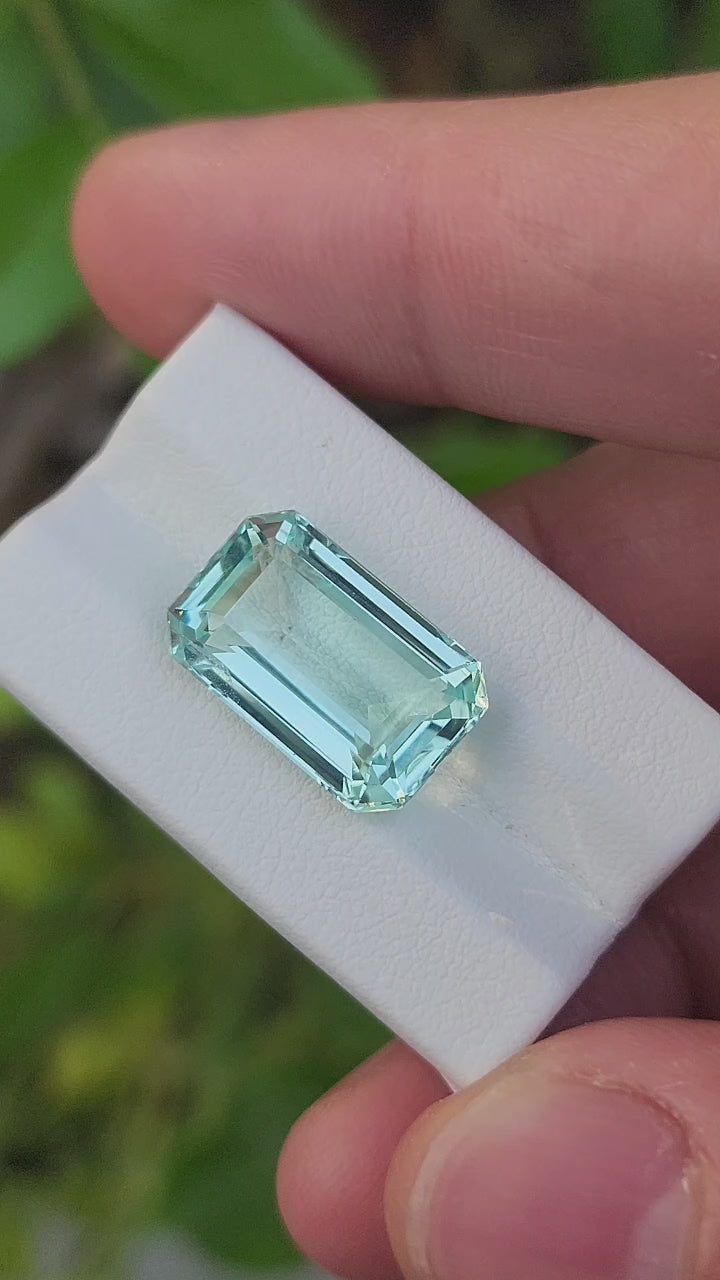 9.55 Carat Natural Aquamarine – Gemstone from Afghanistan
