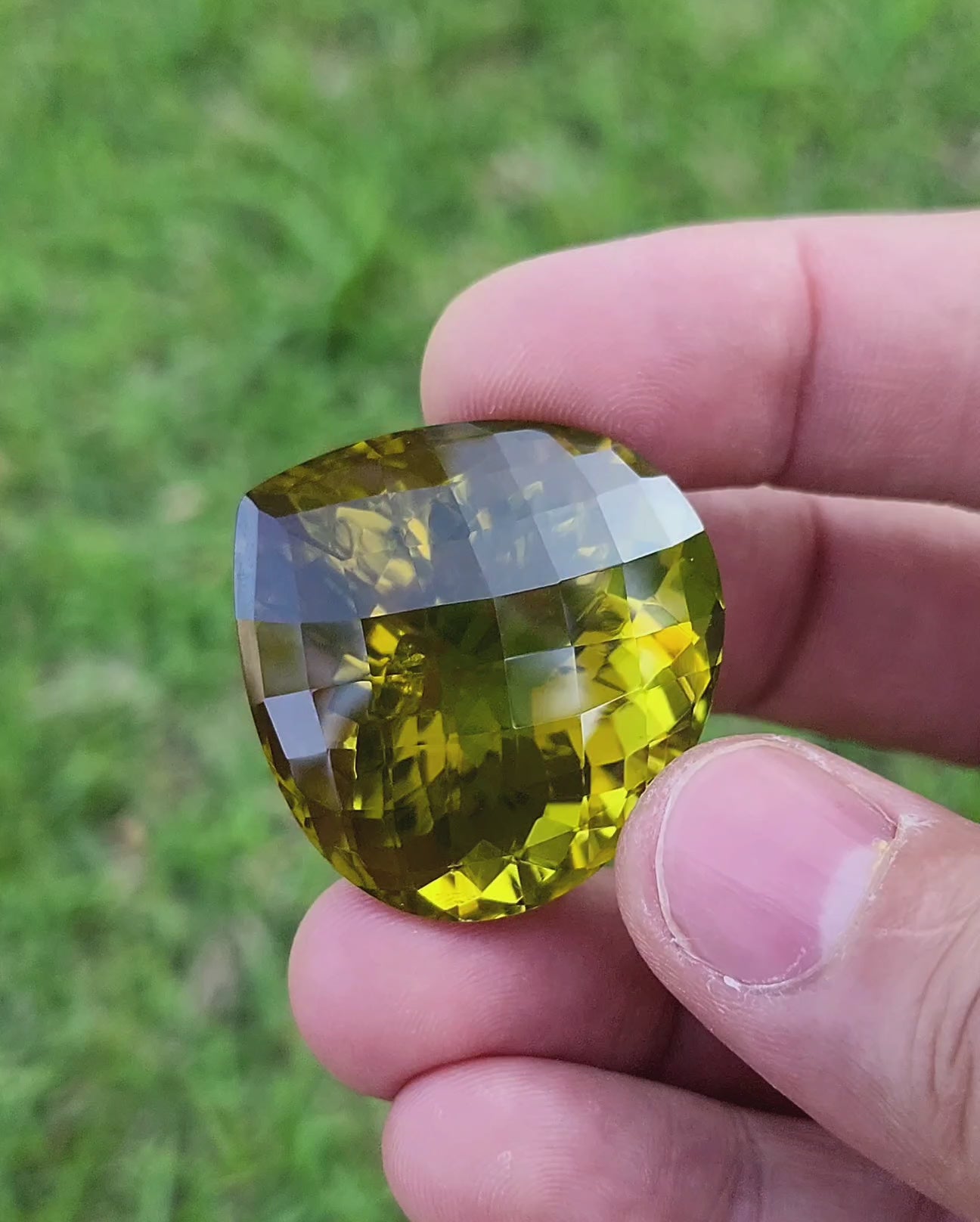 127 Carat Natural Olive Quartz Gemstone – Untreated Green Collector Loose Stone – Jewelry Quality