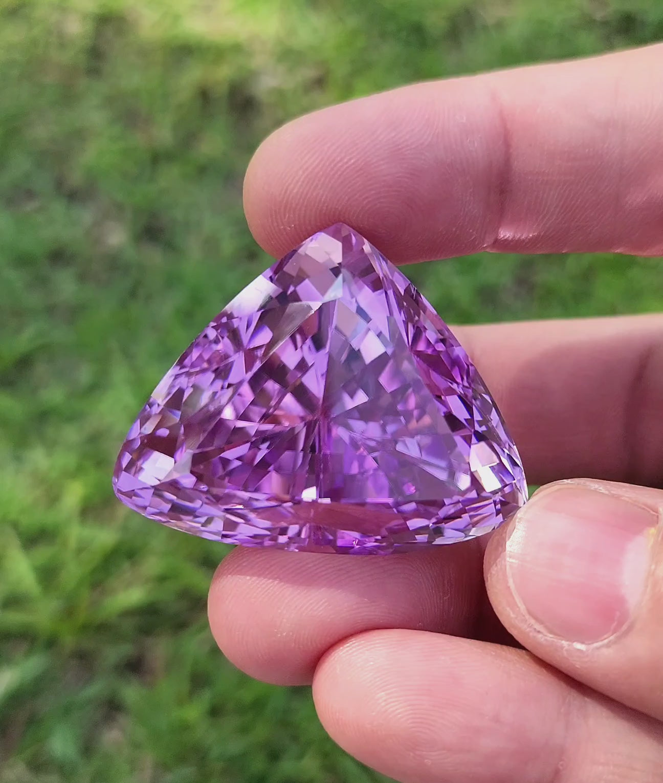 242 Carat Natural Kunzite – Origin: Afghanistan