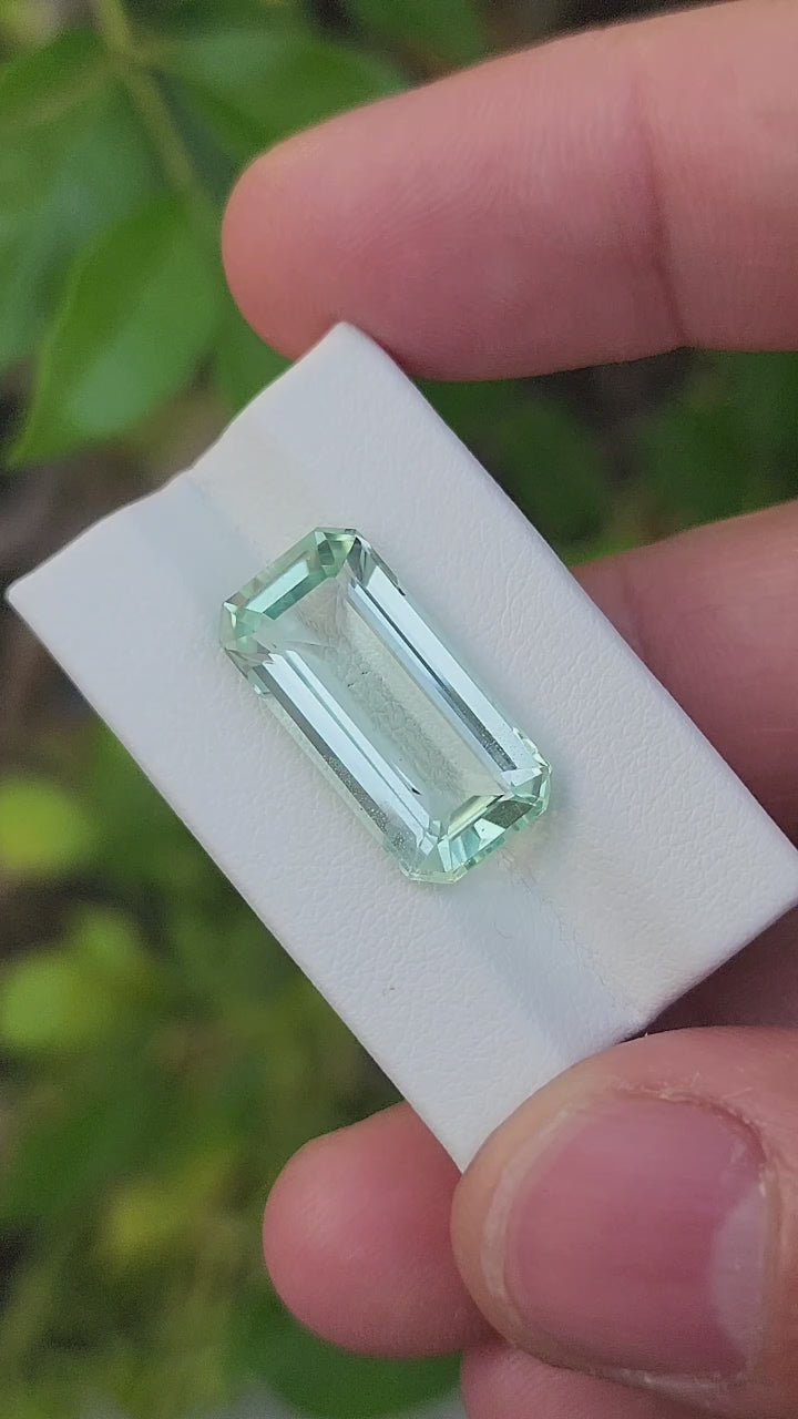 9.37 Carat Natural Aquamarine – Gemstone from Afghanistan