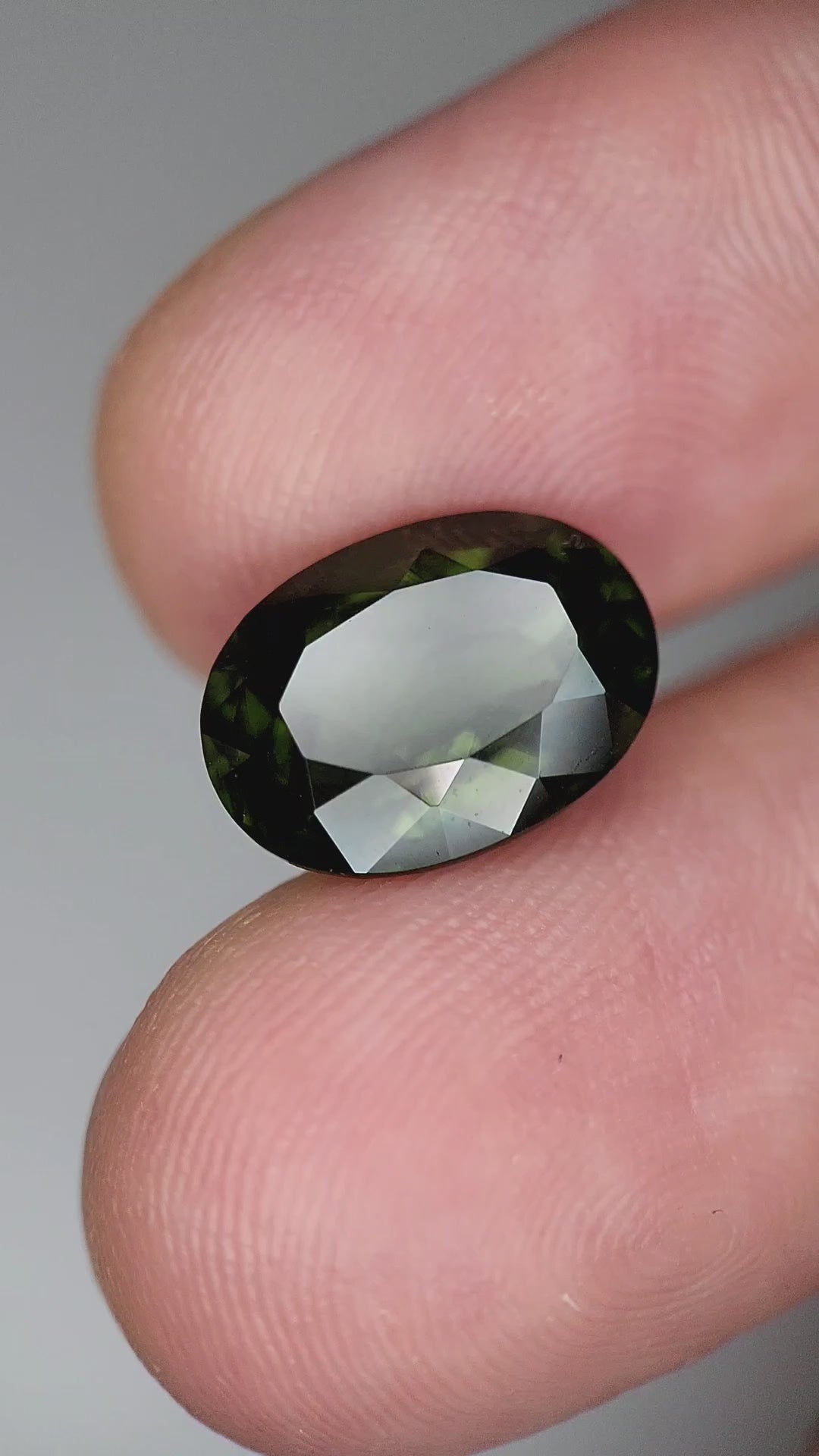 4.69 Carat Natural Faceted Moldavite Gemstone – Rare Green Crystal