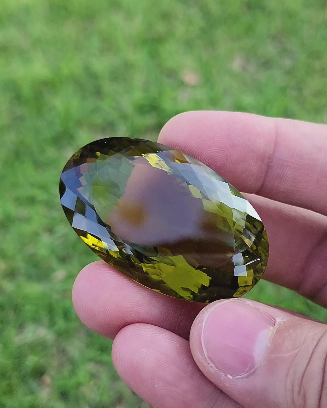 167 Carat Natural Olive Quartz Gemstone – Untreated Green Collector Loose Stone – Jewelry Quality