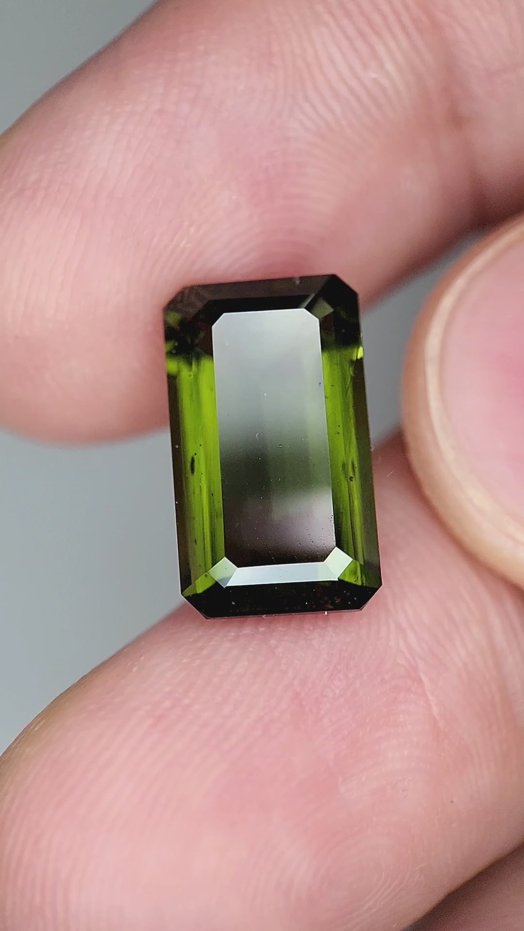 5.11 Carat Natural Faceted Moldavite Gemstone – Rare Green Crystal