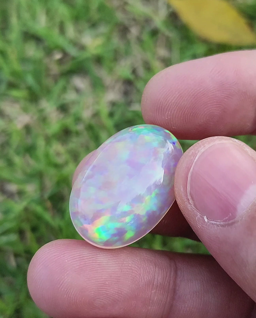 21 Carat Natural Ethiopian Multi-Fire Opal – Premium Gemstone