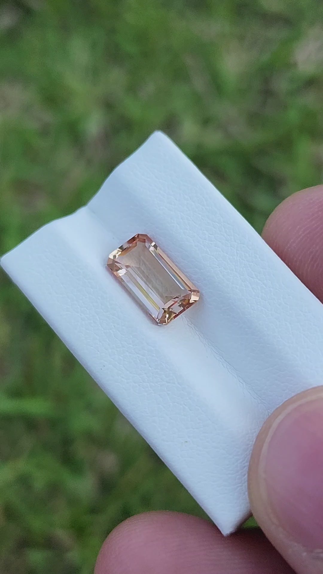 1.95 Carat Natural Oregon Sunstone – Collector’s Gemstone