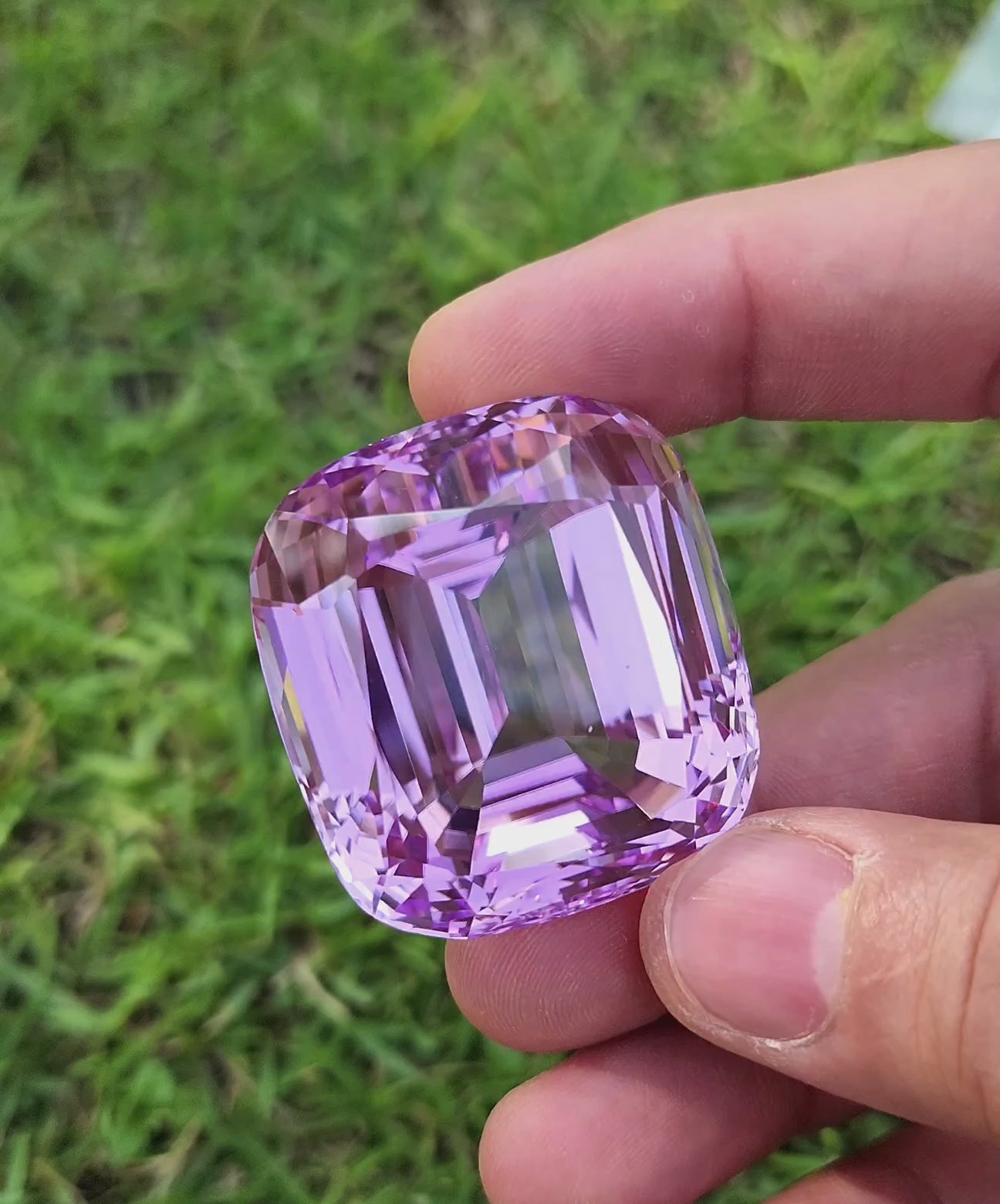 344 Carat Natural Kunzite – Origin: Afghanistan