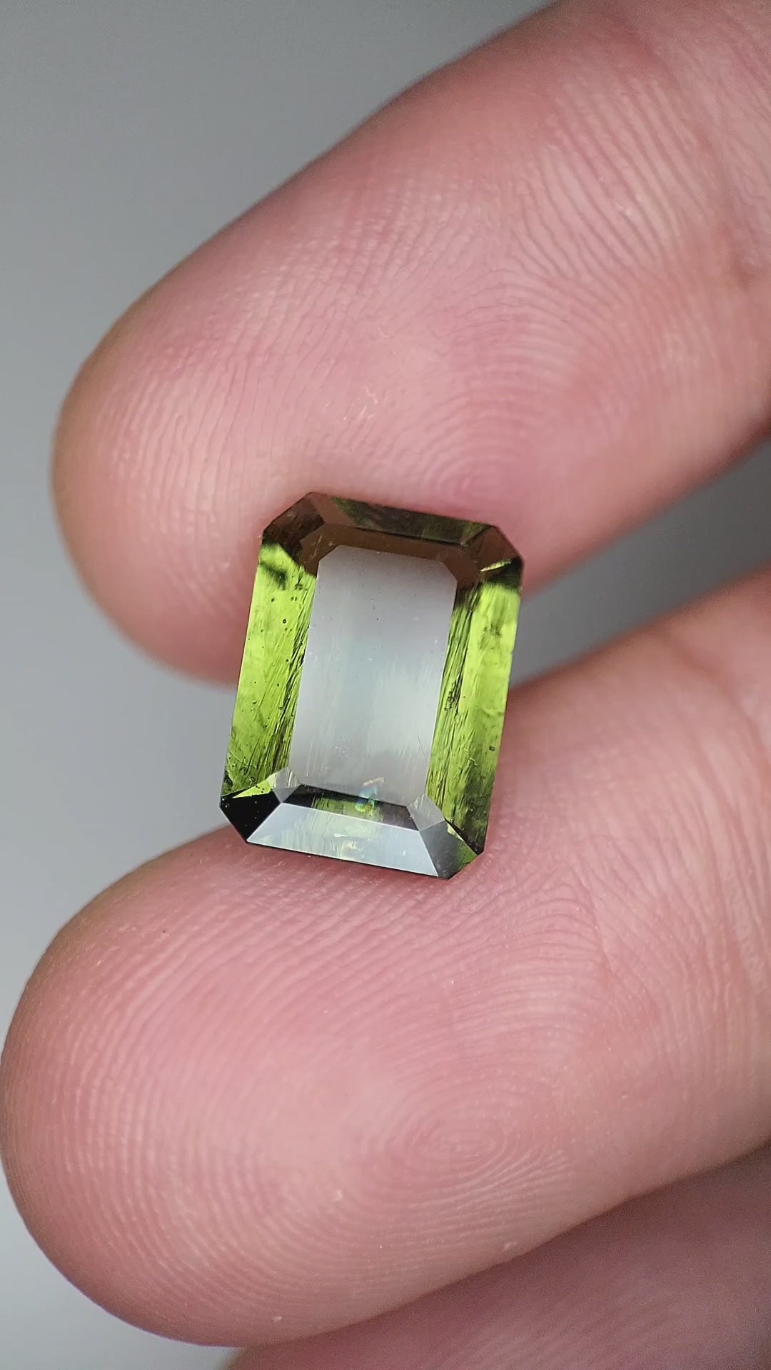 3.54 Carat Natural Faceted Moldavite Gemstone – Rare Green Crystal